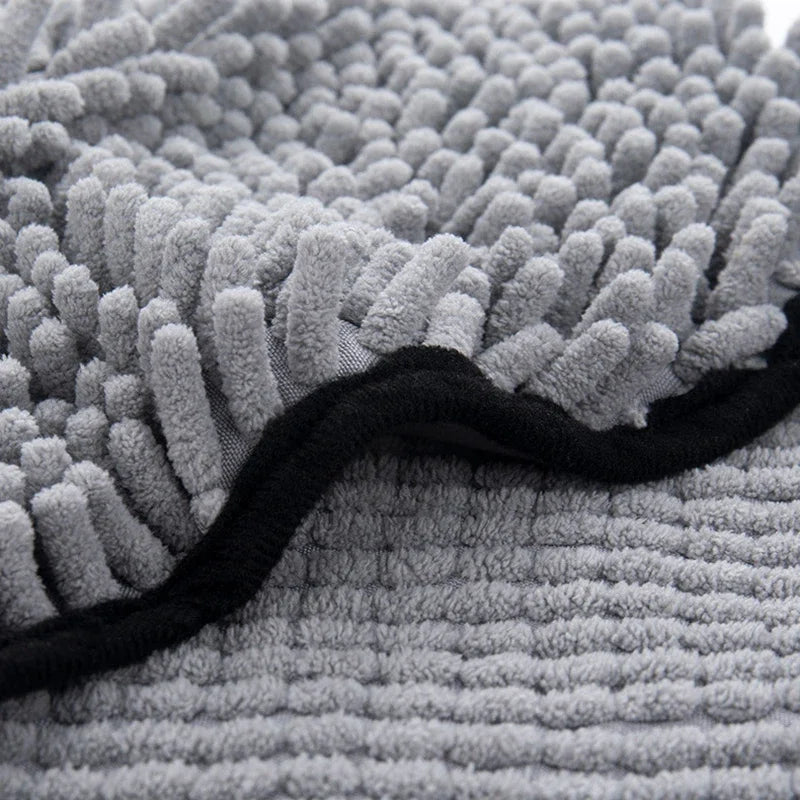 Quick-Dry Dog Bath Robe Towel - Soft & Absorbent Pet Cleaning Essential