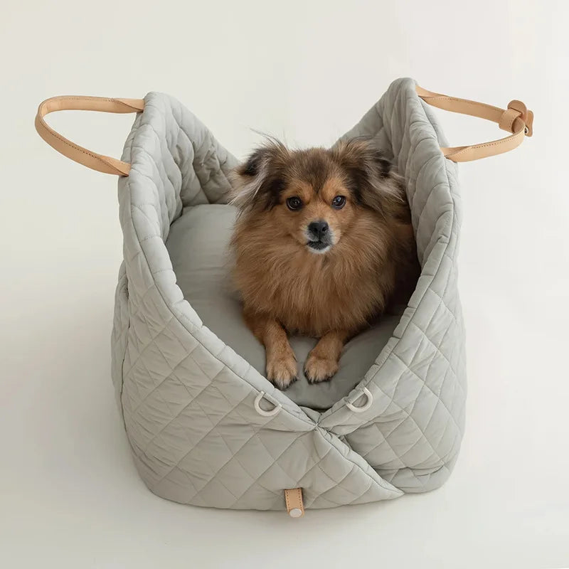 Luxury Fashion Pet Carrier Tote Bag for Stylish Adventures