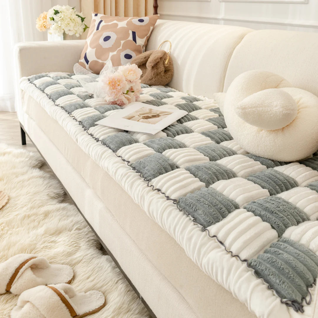 Mystery Paw Plush Travel Companion: Cozy Pet Mattress