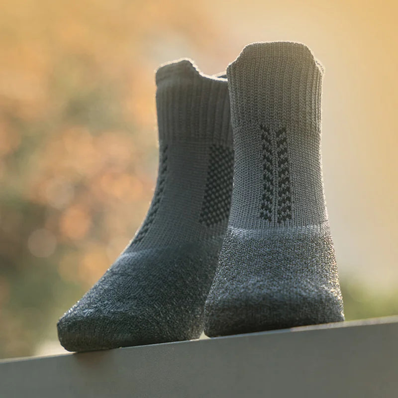 All-Season Protective Dog Boots - Ultimate Paw Safety!