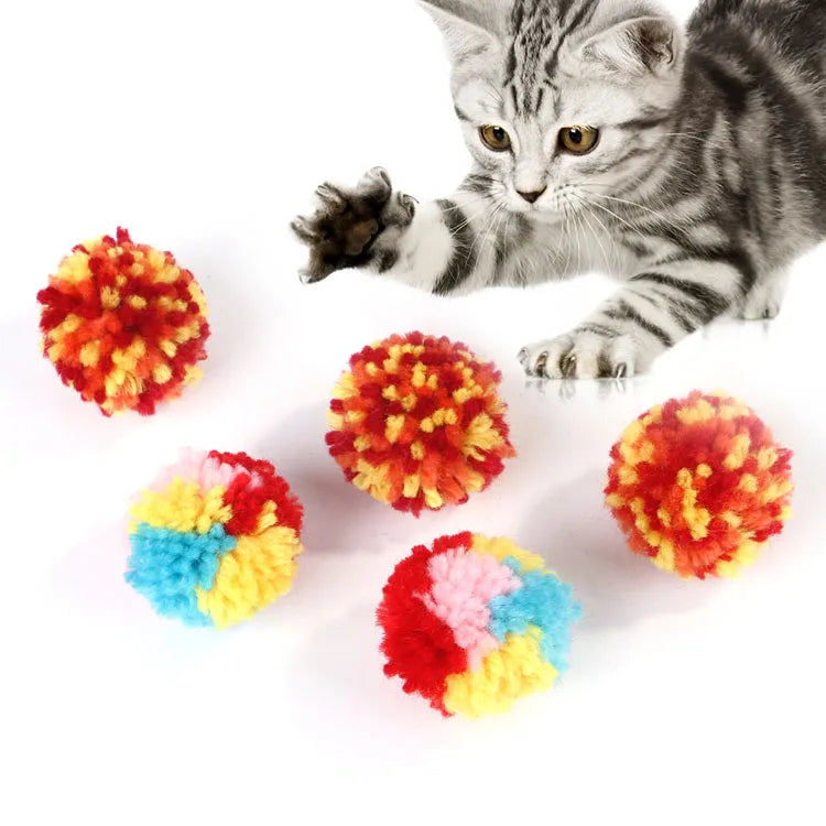Mystery Paw Interactive Woolen Cat Plush Balls - Fun Indoor Play for Kittens