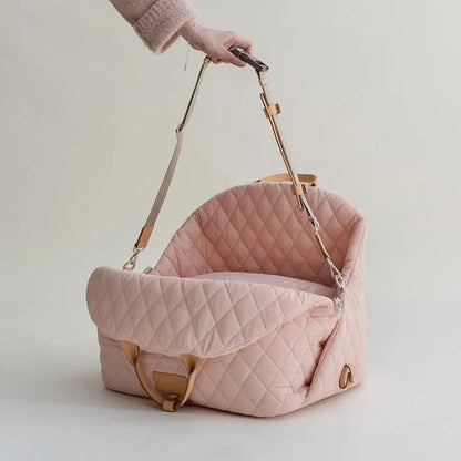 Luxury Fashion Pet Carrier Tote Bag for Stylish Adventures