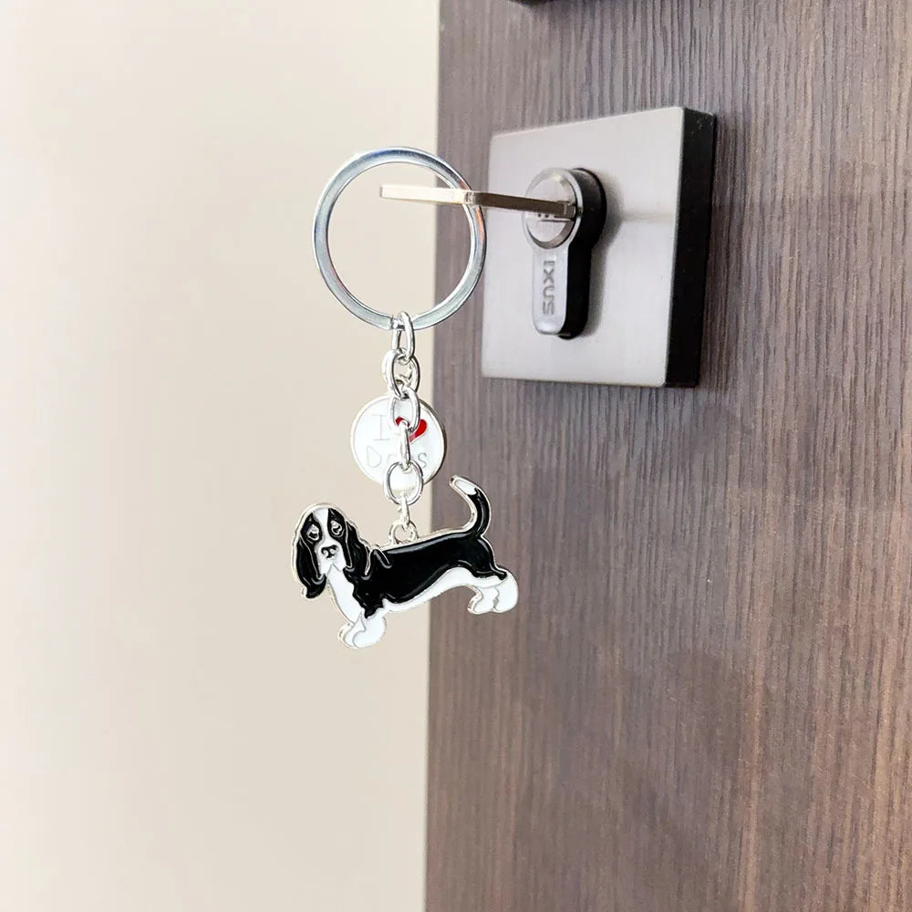 Charming Basset Hound Key Ring - Perfect for Dog Lovers