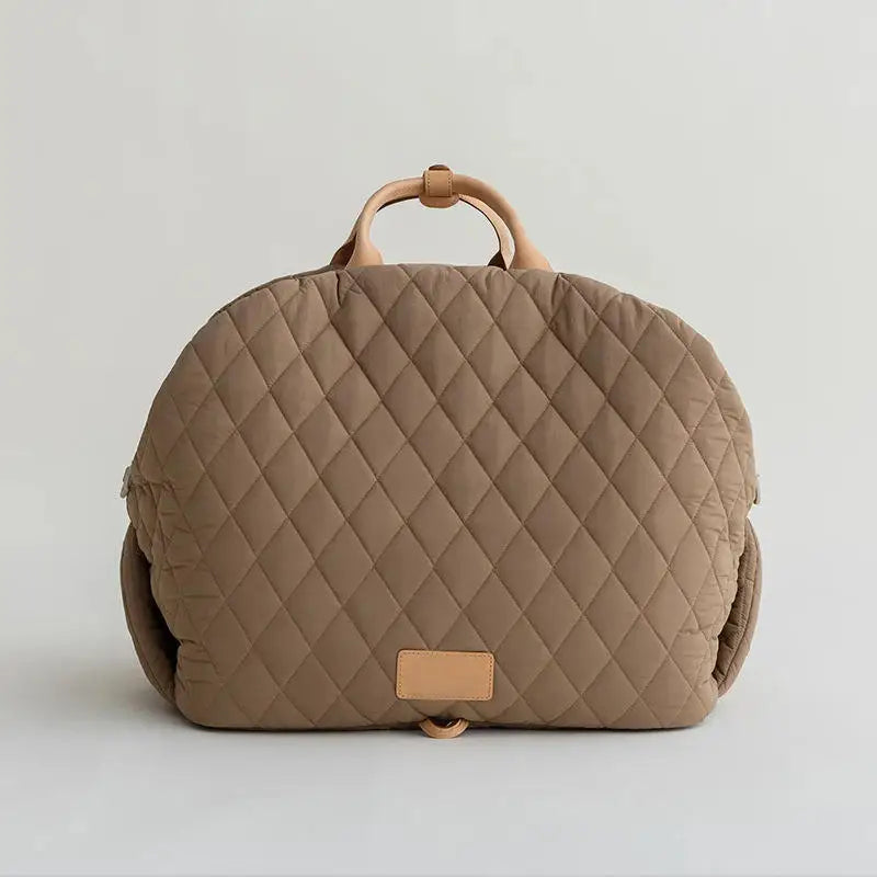 Luxury Fashion Pet Carrier Tote Bag for Stylish Adventures