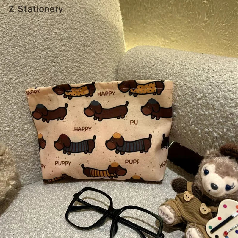 Adorable Dachshund Dog Coin Purse / Makeup Bag - Perfect for Pet Lovers!