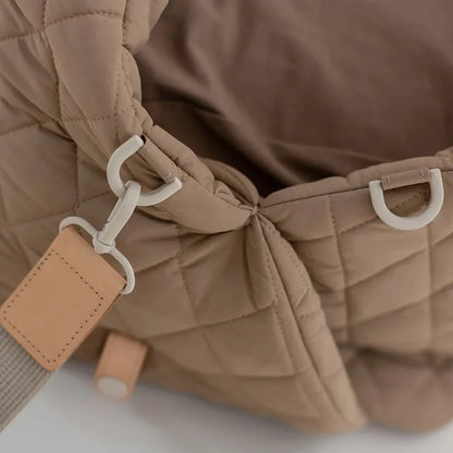 Luxury Fashion Pet Carrier Tote Bag for Stylish Adventures