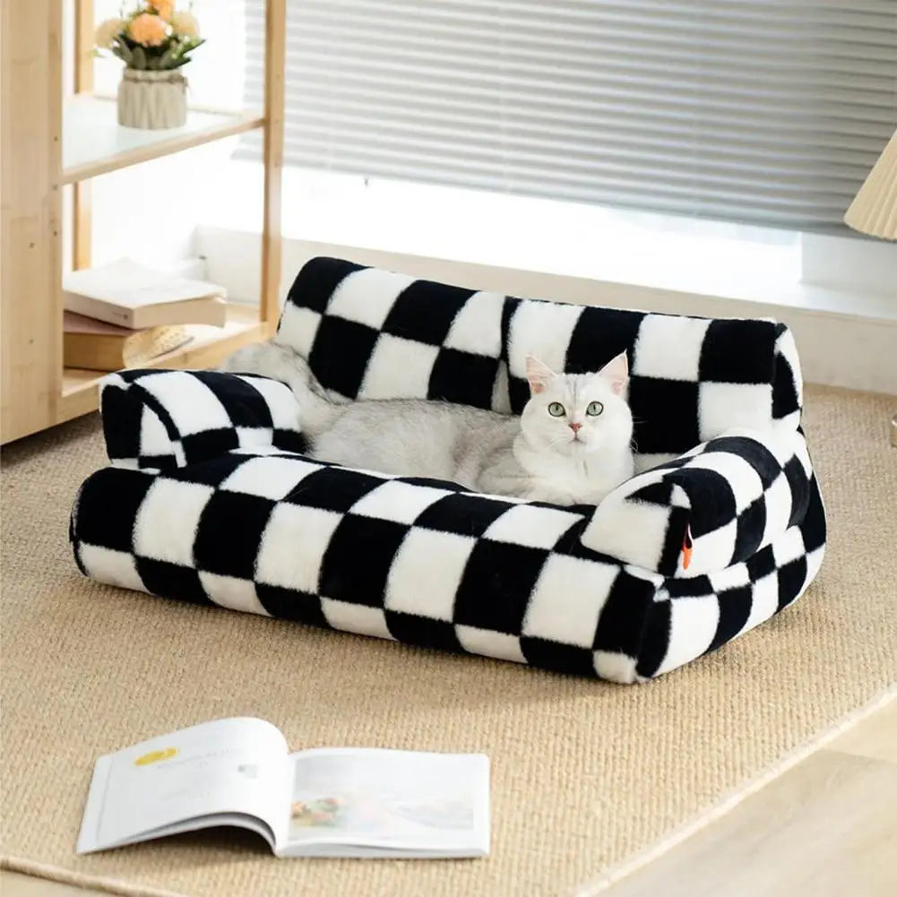 Mystery Paw Plush Pet Bed - Cozy Couch for Cats & Dogs