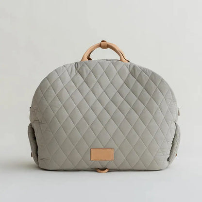 Luxury Fashion Pet Carrier Tote Bag for Stylish Adventures