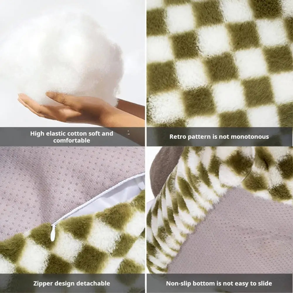 Mystery Paw Plush Pet Bed - Cozy Couch for Cats & Dogs