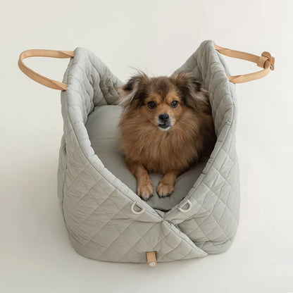 Luxury Fashion Pet Carrier Tote Bag for Stylish Adventures