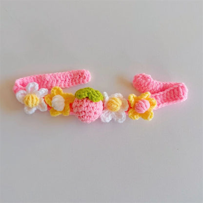 Cozy Wool Pet Necklaces & Collars for Cats and Small Dogs