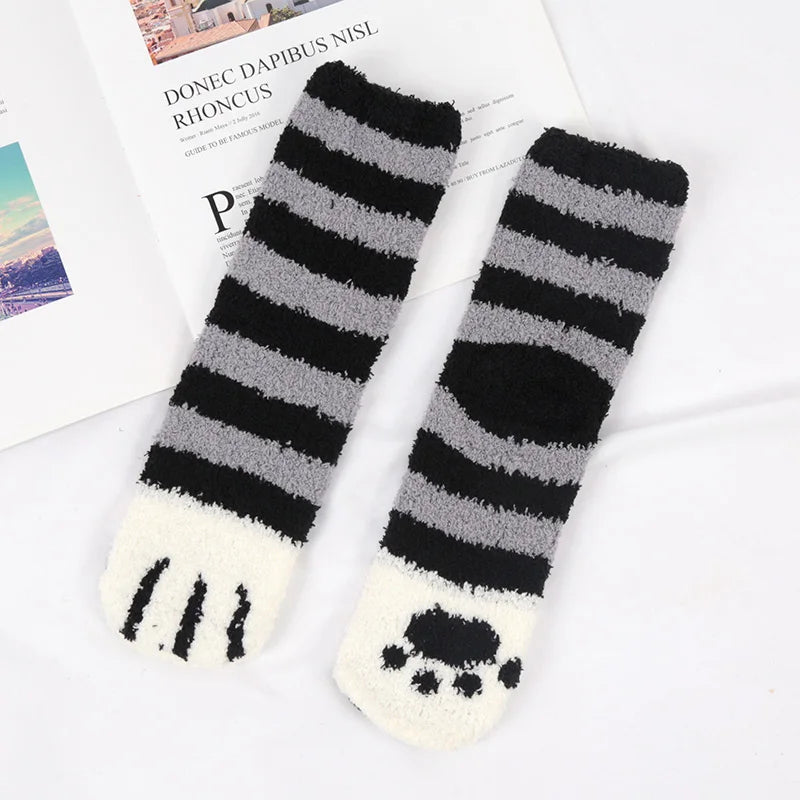 Kawaii Animal Paw Pattern Socks - Cozy 3D Dog & Cat Design
