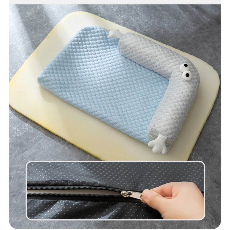 Mystery Paw Orthopedic Plush Dog Bed for Cozy Sleep